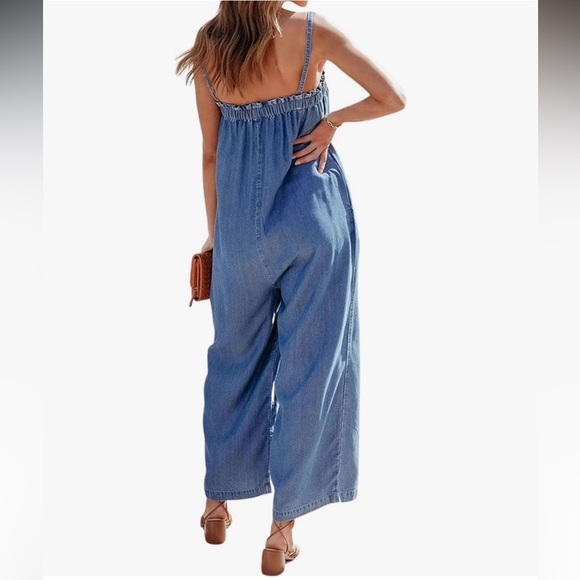 NWOT Women 's Wide Leg Jumpsuits Size Small - Picture 2 of 13